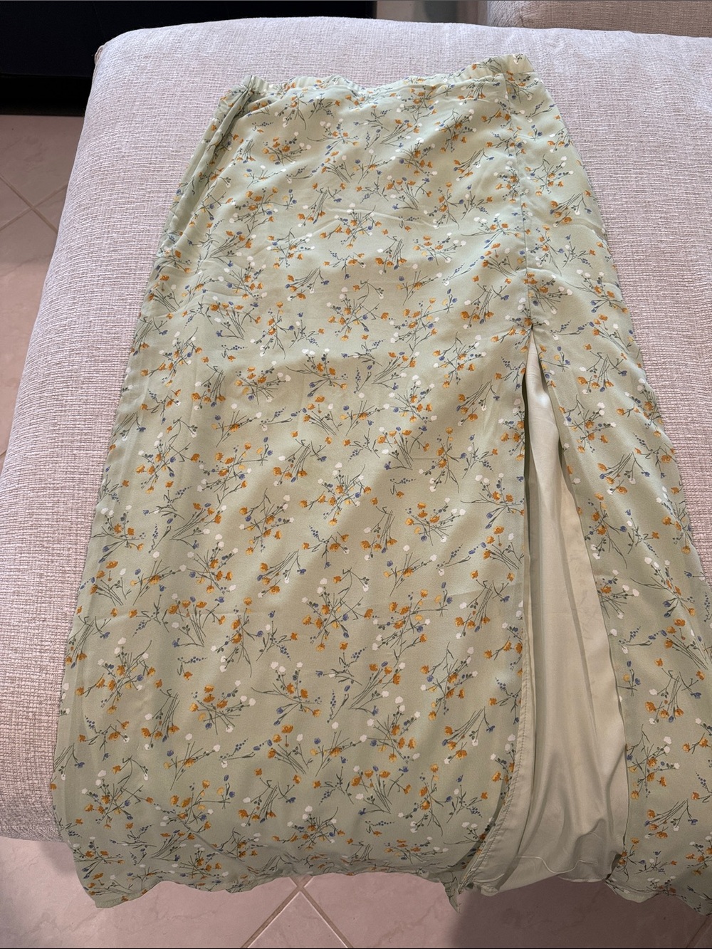 Women's Light Green Floral Midi Skirt